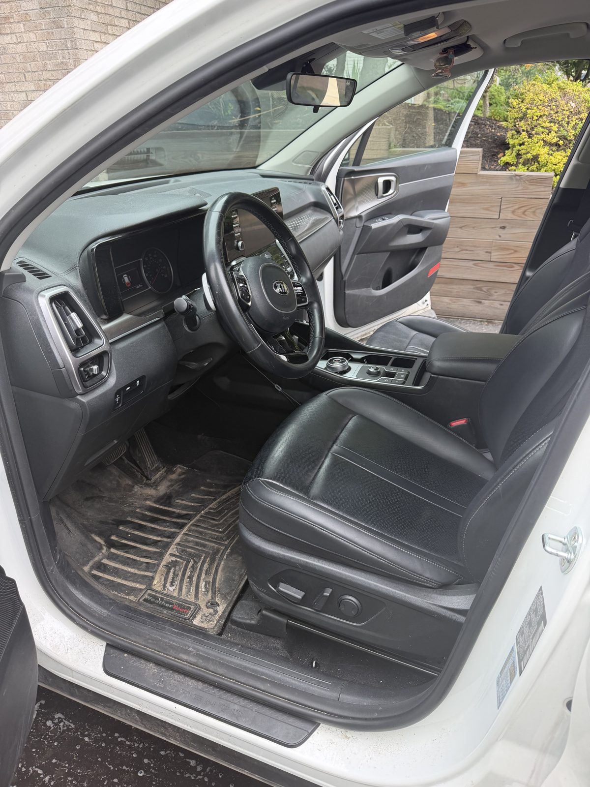 Kia Crossover driver seat before